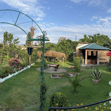 Guest House On Kostava 23 Кобулети Екстериор снимка