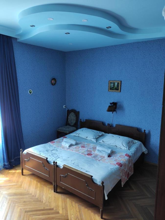 Guest House On Kostava 23 Кобулети Екстериор снимка