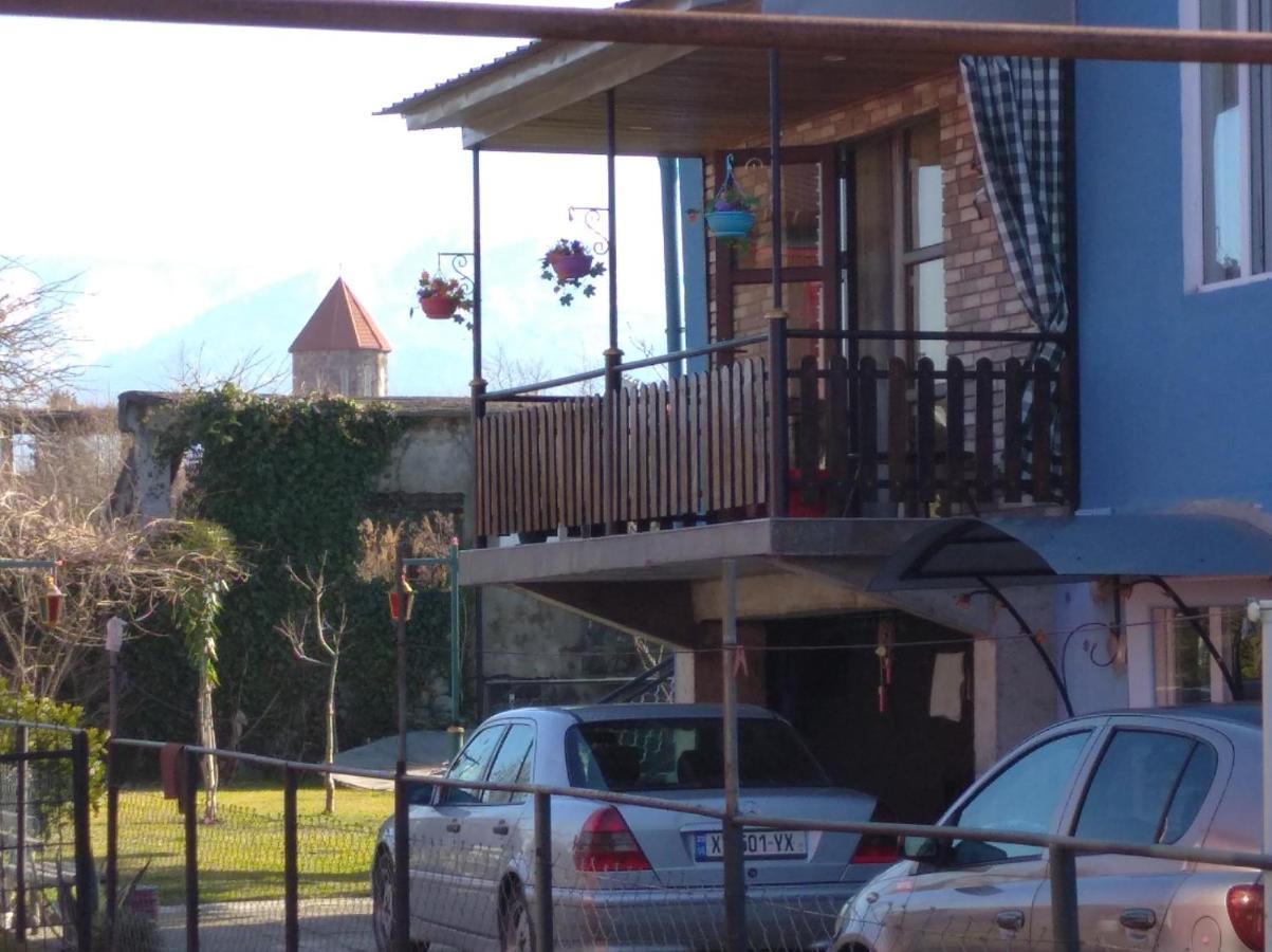 Guest House On Kostava 23 Кобулети Екстериор снимка